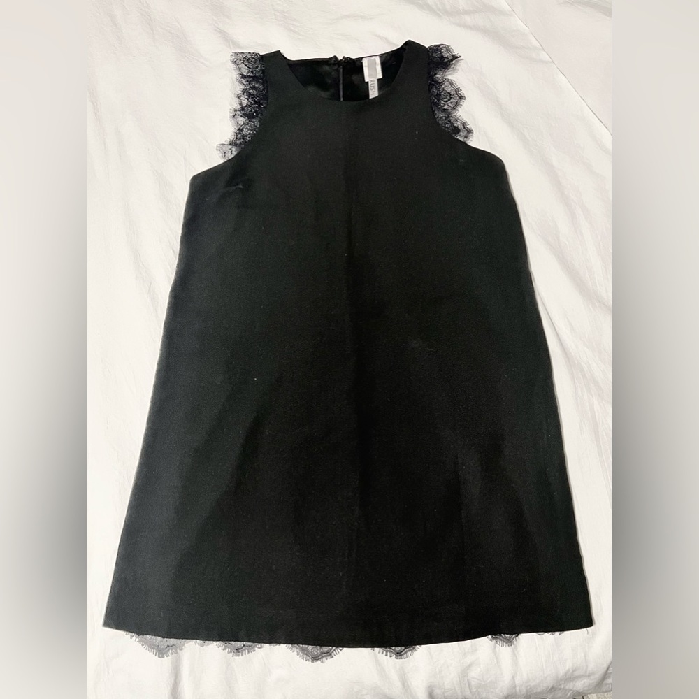Rush Black Summer Dress with Lace Sleeves and Underlining - Size Small (S)